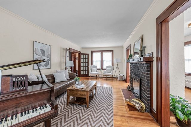 46 Hawthorne Street, Longmeadow, MA 01106