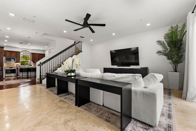 430 SUNSET Drive, Pompano Beach, FL 33062