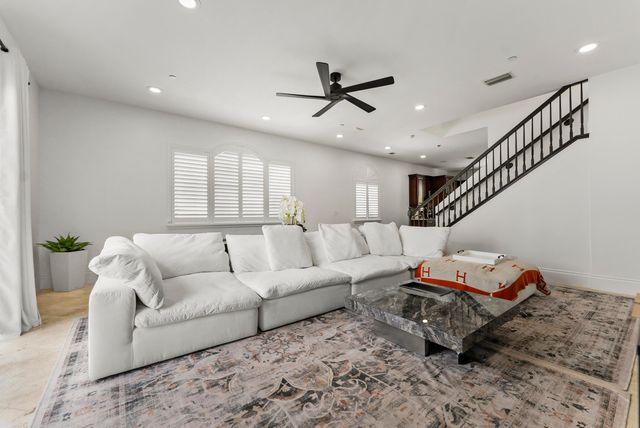 430 SUNSET Drive, Pompano Beach, FL 33062