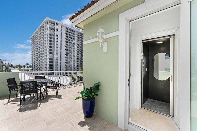 430 SUNSET Drive, Pompano Beach, FL 33062
