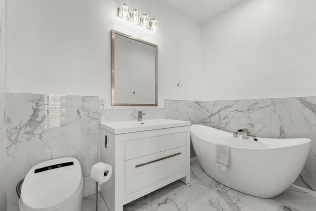 430 SUNSET Drive, Pompano Beach, FL 33062