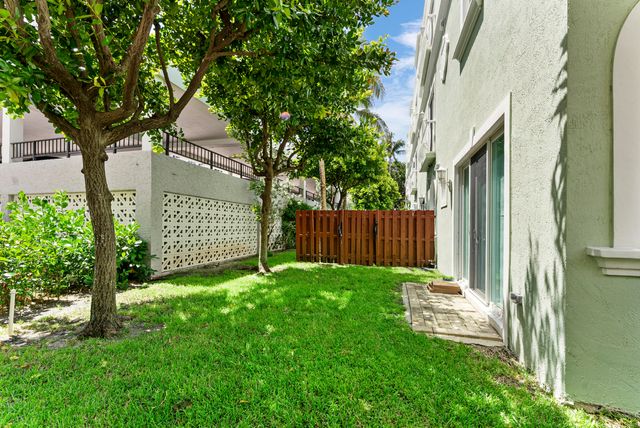430 SUNSET Drive, Pompano Beach, FL 33062