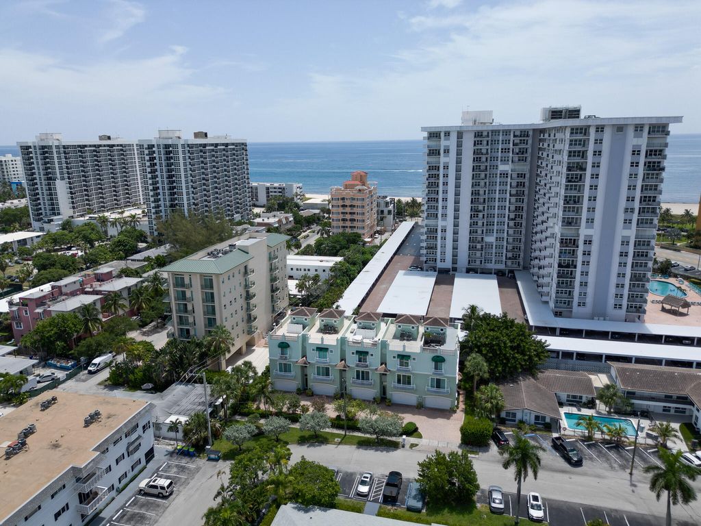 430 SUNSET Drive, Pompano Beach, FL 33062
