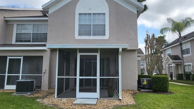 721 KENSINGTON LAKE CIRCLE, Brandon, FL 33511