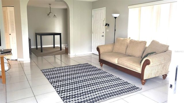 721 KENSINGTON LAKE CIRCLE, Brandon, FL 33511