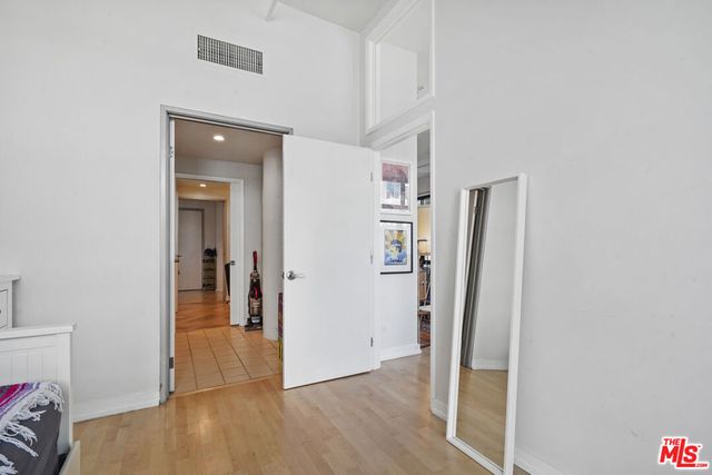 330 W 11th Street 306, Los Angeles, CA 90015