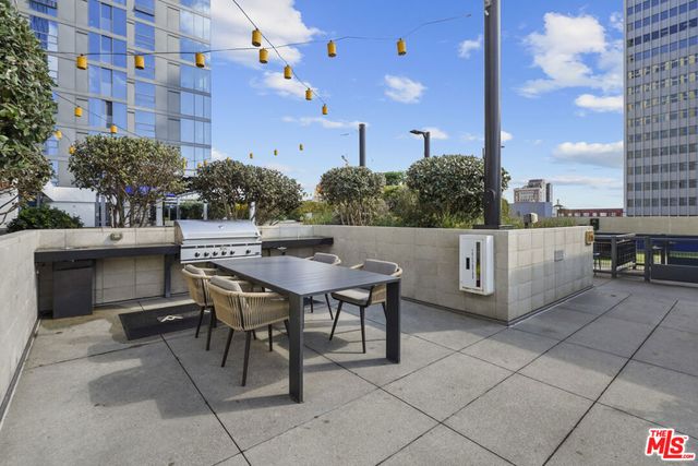 330 W 11th Street 306, Los Angeles, CA 90015