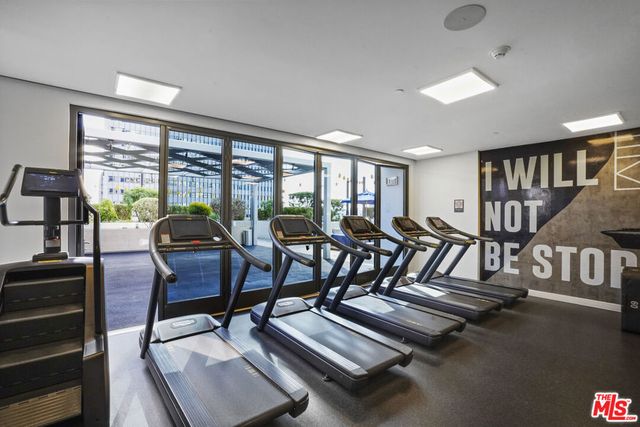 330 W 11th Street 306, Los Angeles, CA 90015
