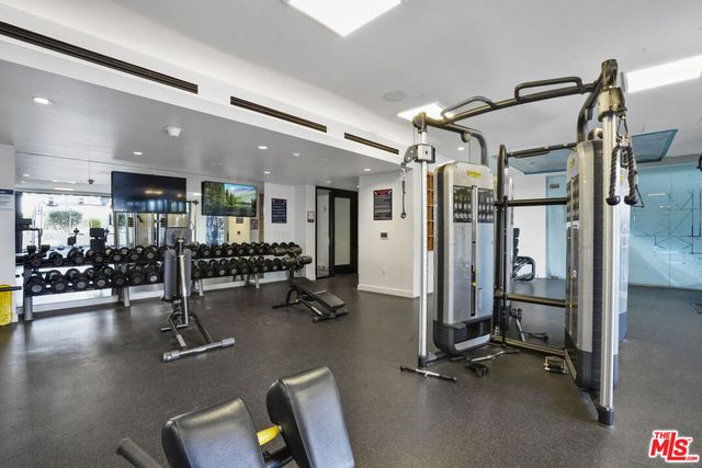 330 W 11th Street 306, Los Angeles, CA 90015