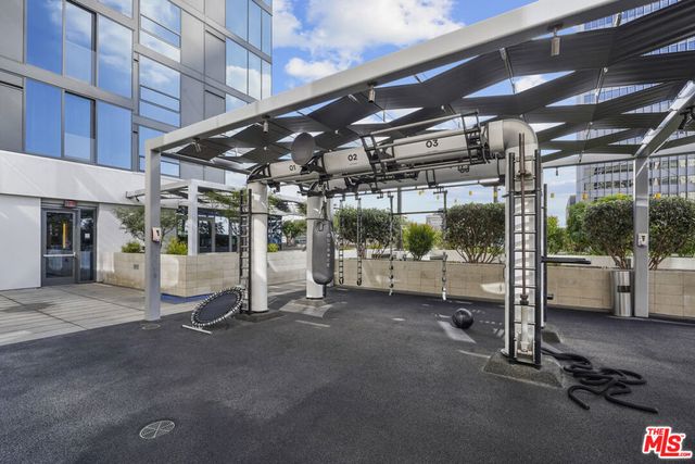 330 W 11th Street 306, Los Angeles, CA 90015