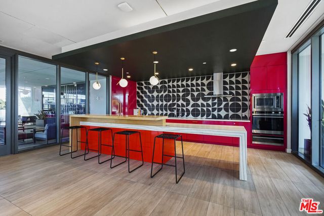 330 W 11th Street 306, Los Angeles, CA 90015