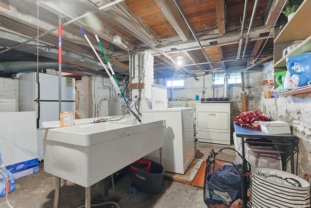 207 W 12th Street, Mishawaka, IN 46544
