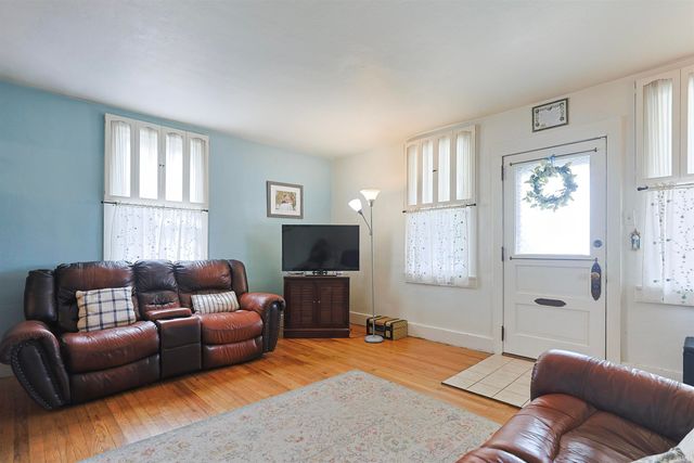 207 W 12th Street, Mishawaka, IN 46544