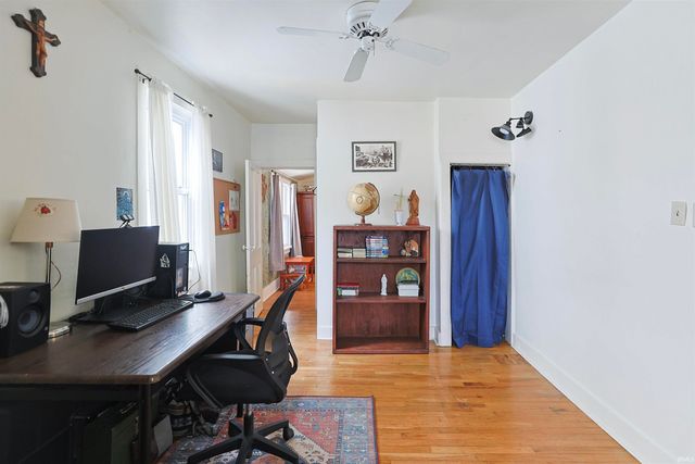 207 W 12th Street, Mishawaka, IN 46544