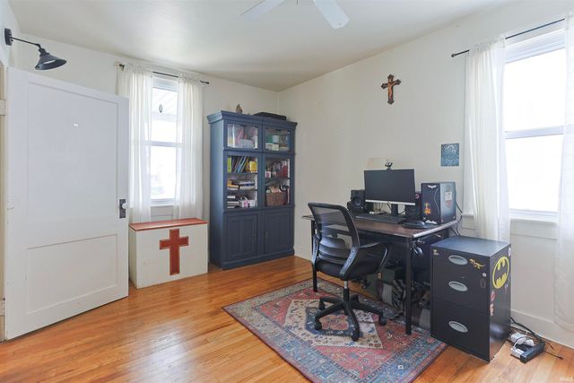 207 W 12th Street, Mishawaka, IN 46544
