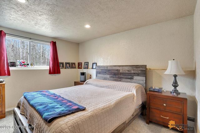 1340 S Countrywood Drive, Wasilla, AK 99654