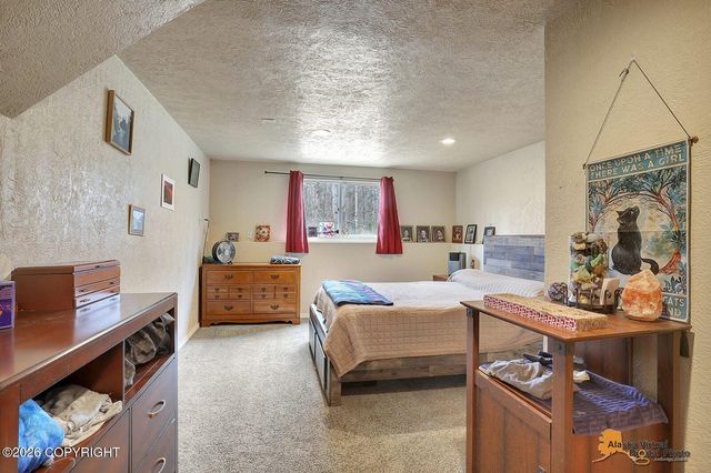 1340 S Countrywood Drive, Wasilla, AK 99654
