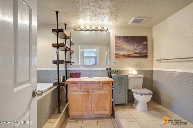 1340 S Countrywood Drive, Wasilla, AK 99654