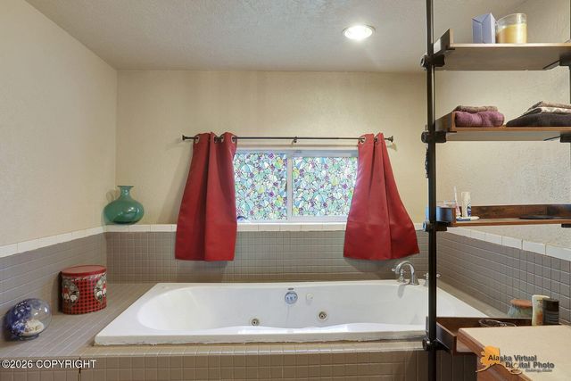 1340 S Countrywood Drive, Wasilla, AK 99654