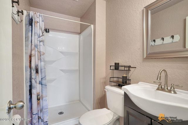1340 S Countrywood Drive, Wasilla, AK 99654