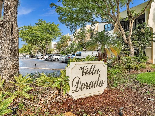 20401 NE 30th Ave 310-8, Aventura, FL 33180