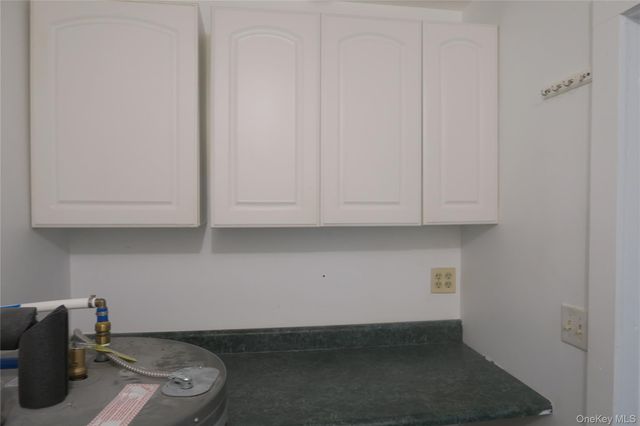 2430 State Route 32 1, New Windsor, NY 12553
