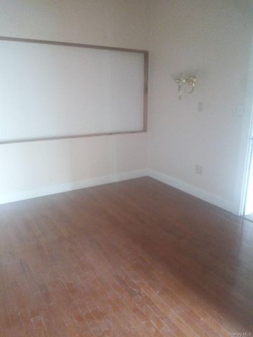 2430 State Route 32 1, New Windsor, NY 12553