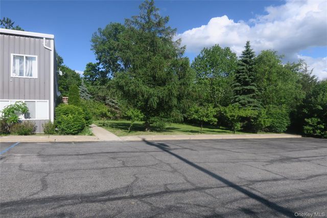 2430 State Route 32 1, New Windsor, NY 12553