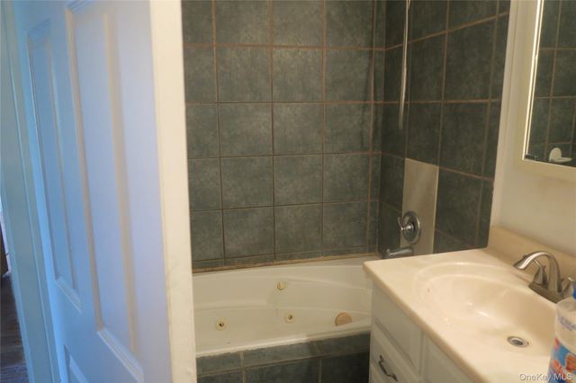 2430 State Route 32 1, New Windsor, NY 12553