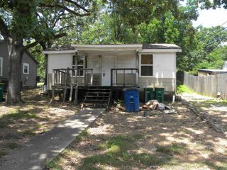 1109 w 49th Street, North Little Rock, AR 72118