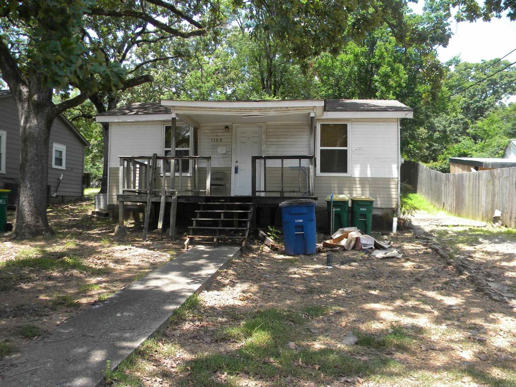 1109 w 49th Street, North Little Rock, AR 72118