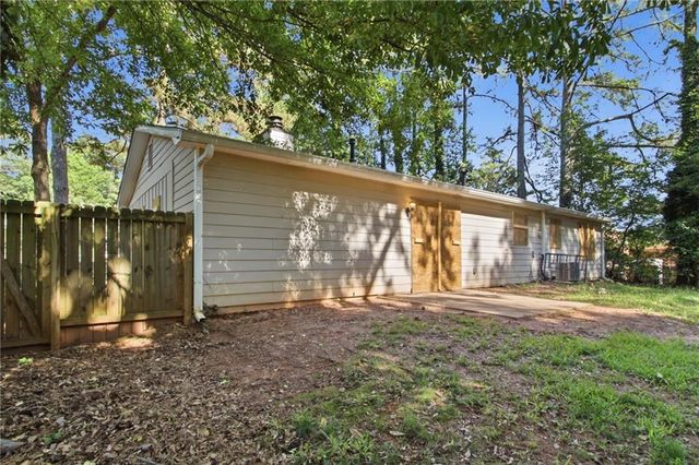 1491 Peachcrest Court, Decatur, GA 30032
