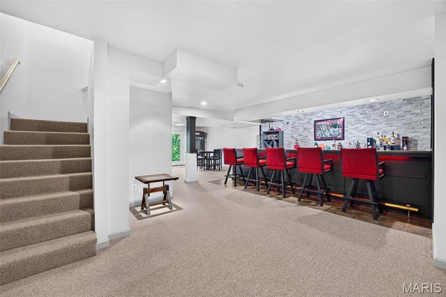 320 Huntleigh Manor Drive, St Charles, MO 63303