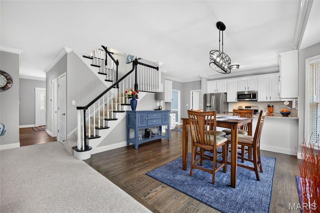 320 Huntleigh Manor Drive, St Charles, MO 63303