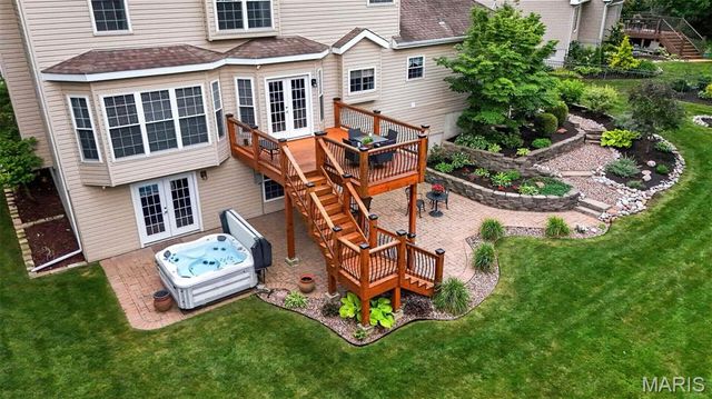 320 Huntleigh Manor Drive, St Charles, MO 63303