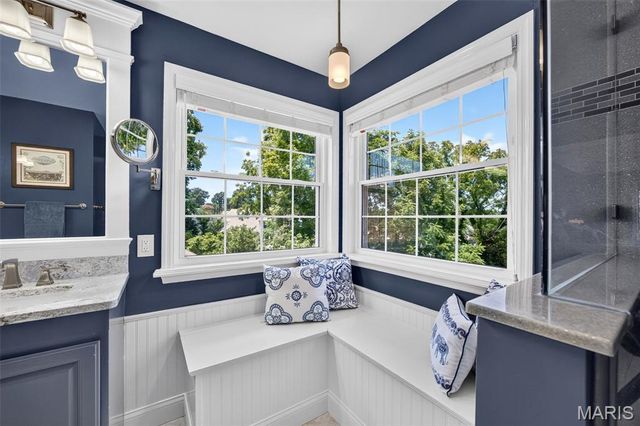320 Huntleigh Manor Drive, St Charles, MO 63303