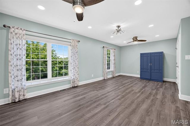 320 Huntleigh Manor Drive, St Charles, MO 63303