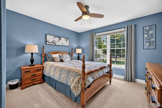 320 Huntleigh Manor Drive, St Charles, MO 63303