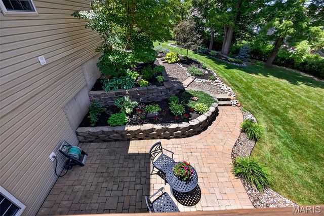 320 Huntleigh Manor Drive, St Charles, MO 63303