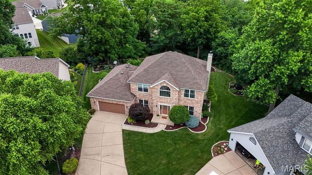 320 Huntleigh Manor Drive, St Charles, MO 63303