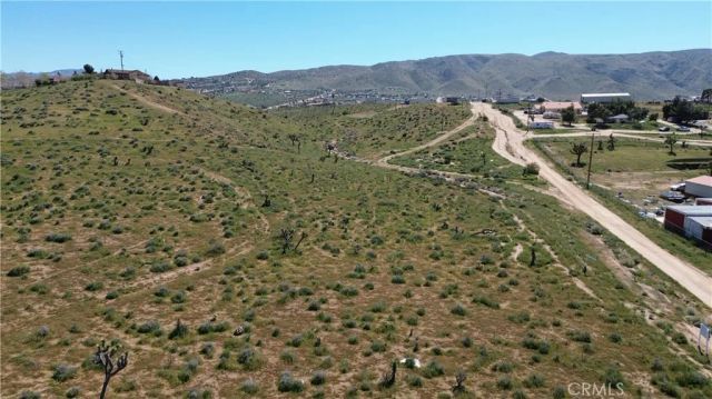 10177 Cerra Vista, Apple Valley, CA 92308