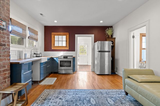 1035 E 5th Street, Chattanooga, TN 37403