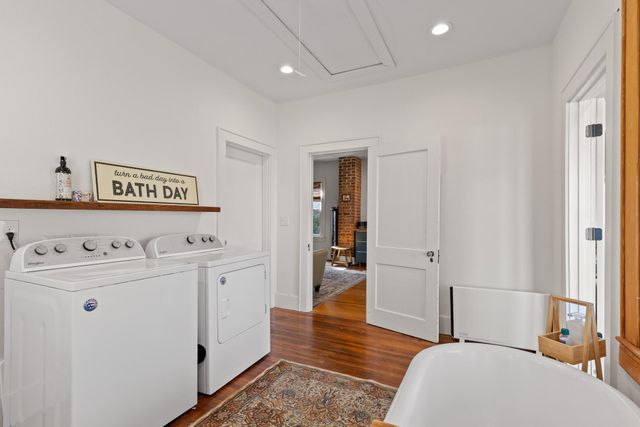 1035 E 5th Street, Chattanooga, TN 37403