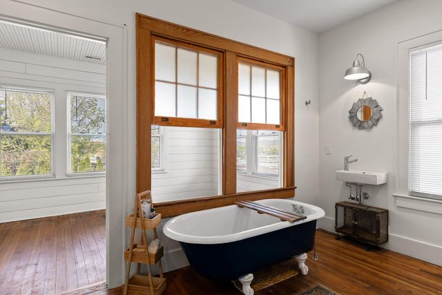 1035 E 5th Street, Chattanooga, TN 37403