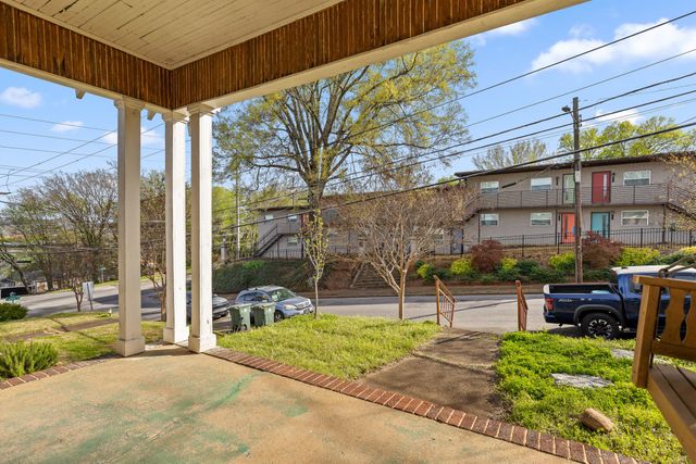 1035 E 5th Street, Chattanooga, TN 37403