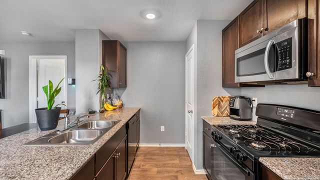 3310 Angus Crossing, San Antonio, TX 78245