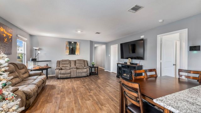 3310 Angus Crossing, San Antonio, TX 78245