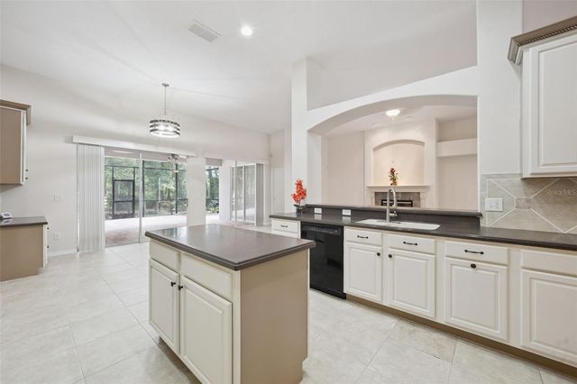 597 SAND WEDGE LOOP, Apopka, FL 32712