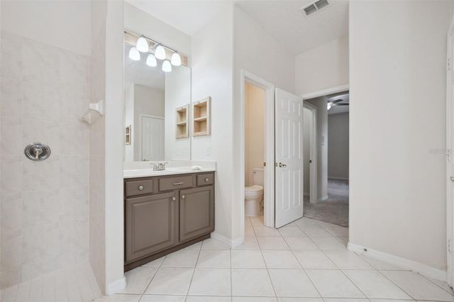 597 SAND WEDGE LOOP, Apopka, FL 32712