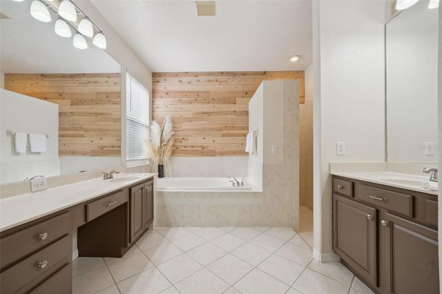597 SAND WEDGE LOOP, Apopka, FL 32712